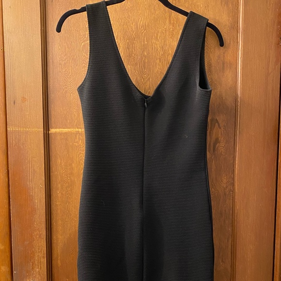 Ribbed black body con dress - Picture 2 of 6